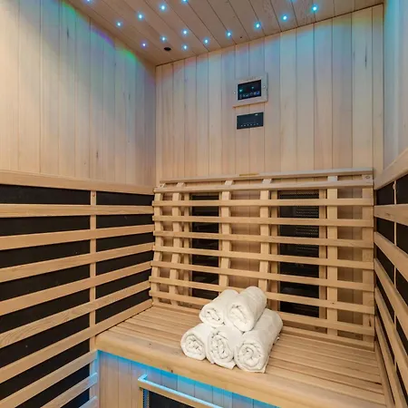 Area Luxury Apartman *